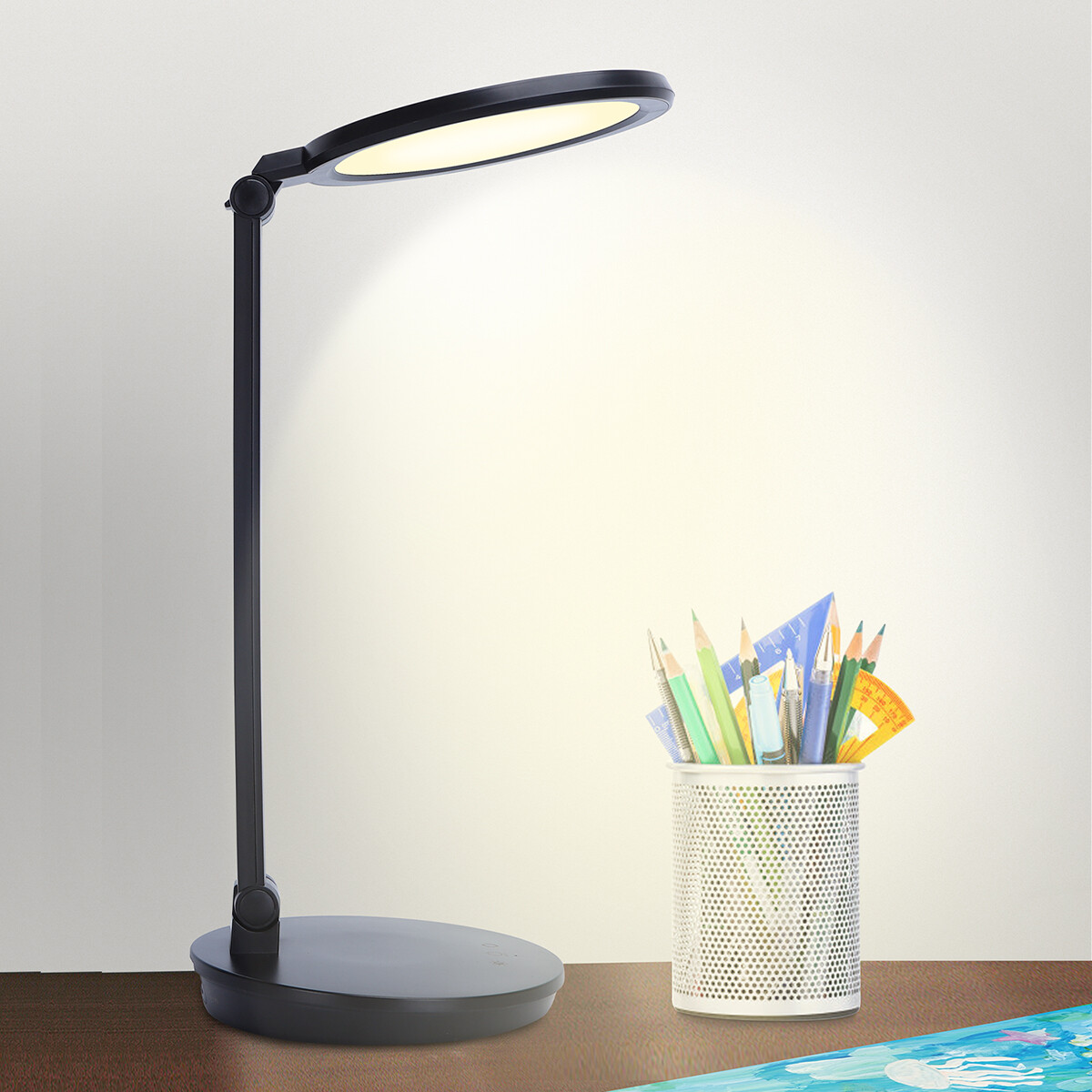 LED Bureaulamp - Aigi Awet - 8W - Aanpasbare Kleur - USB Oplaadbaar - Dimbaar - Rond - Mat Zwart - Kunststof