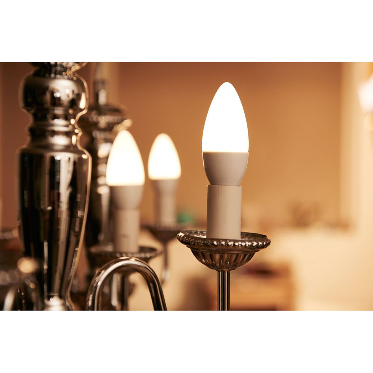 PHILIPS - LED Lamp - CorePro Candle 827 B38 FR - E14 Fitting - 7W - Warm Wit 2700K | Vervangt 60W