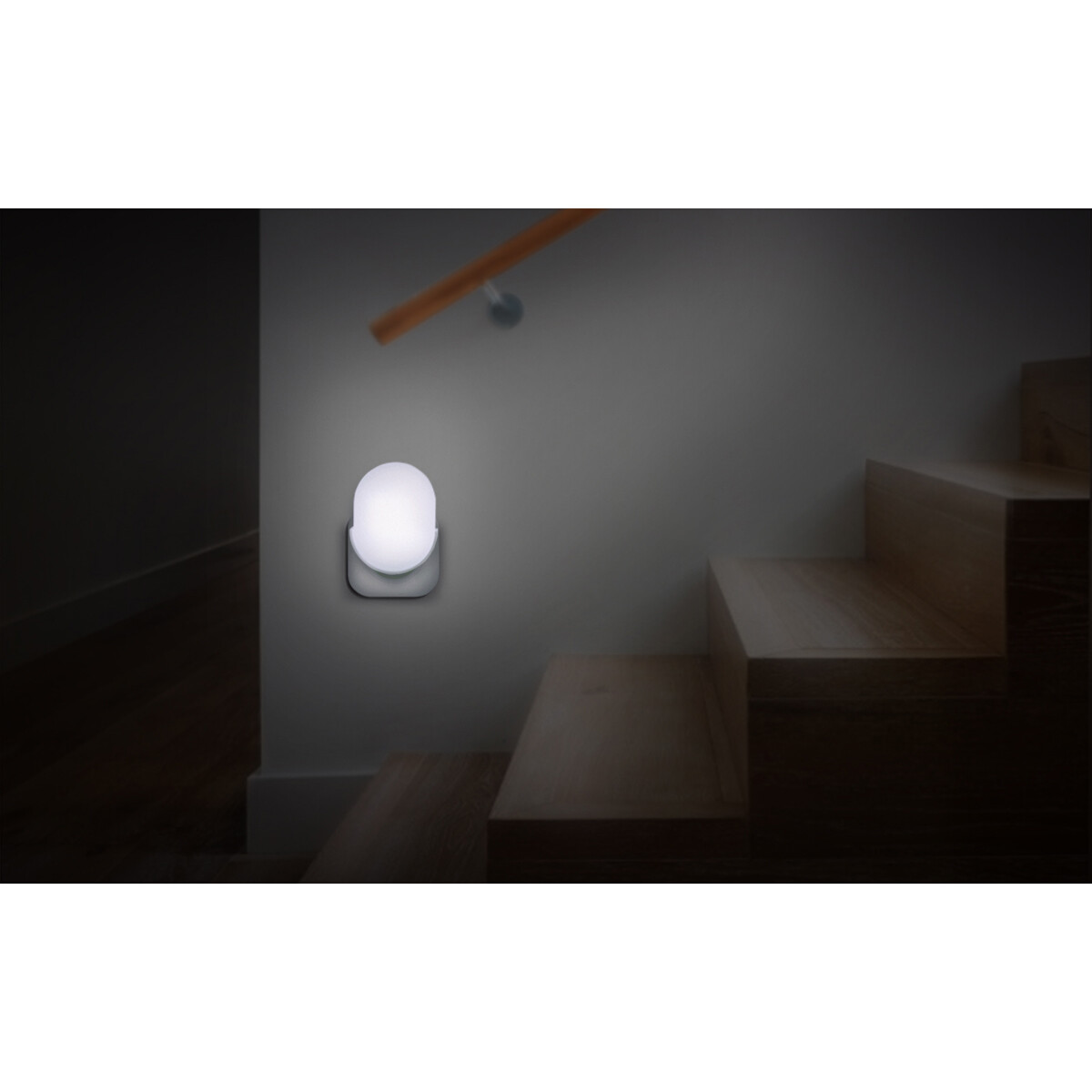 Stekkerlamp - Stekkerspot met Dag en Nacht Sensor - Aigi Sipas - 1W - Helder/Koud Wit 6500K - Ovaal - Mat Wit - Kunststof